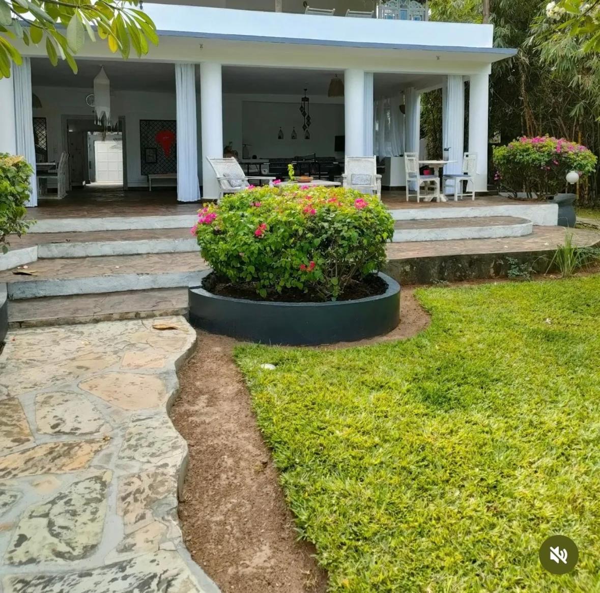 شقة White Nyumba ماليندي المظهر الخارجي الصورة